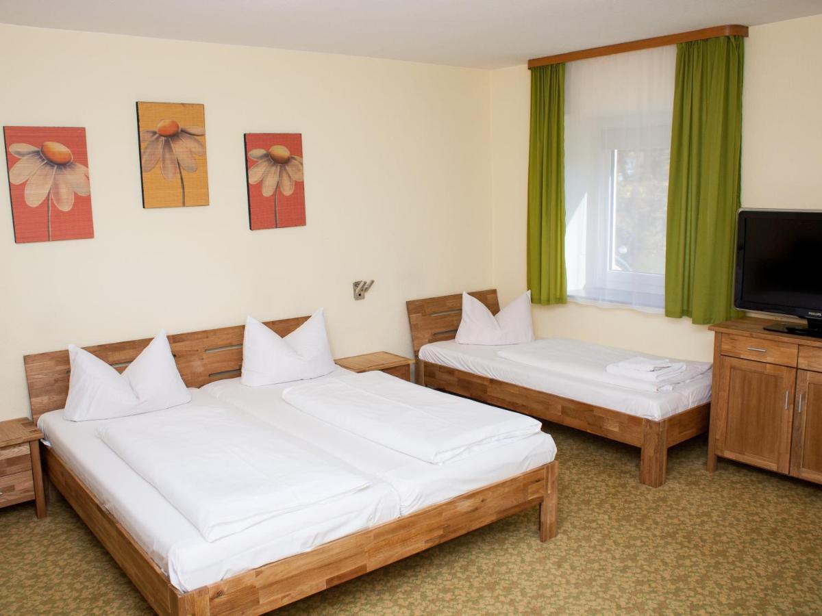 Gasthof Zur Behringersmuhle Hotel Goessweinstein Kültér fotó